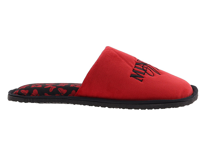 Pantuflas rojas de tela para mujer con detalles en negro y diseño de Minnie Mouse.