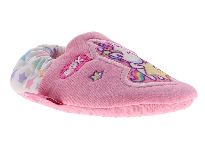 Pantuflas rosas para niña con parche de unicornio y talón multicolor.