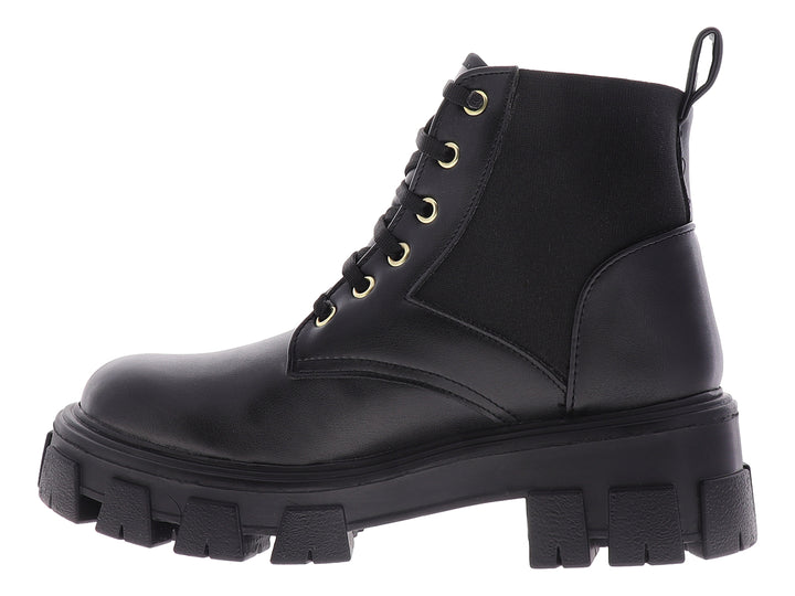 Bota negra para mujer con suela track gruesa y cordones.