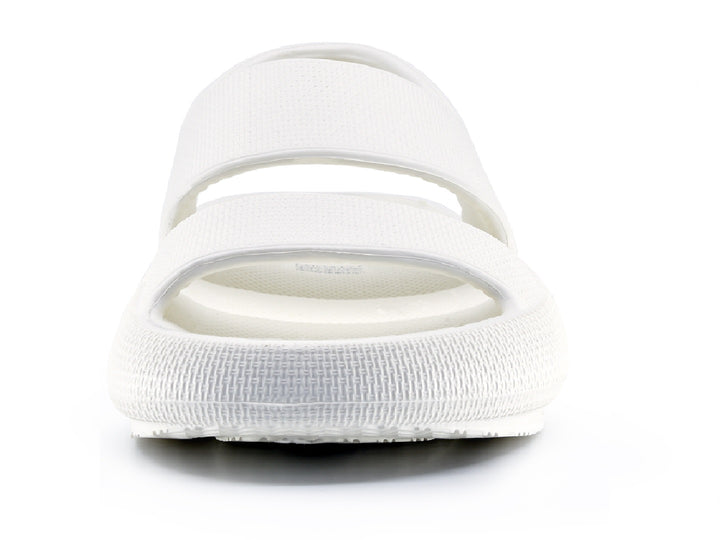 Sandalias blancas para mujer con dos tiras anchas y suela texturizada sobre fondo blanco.