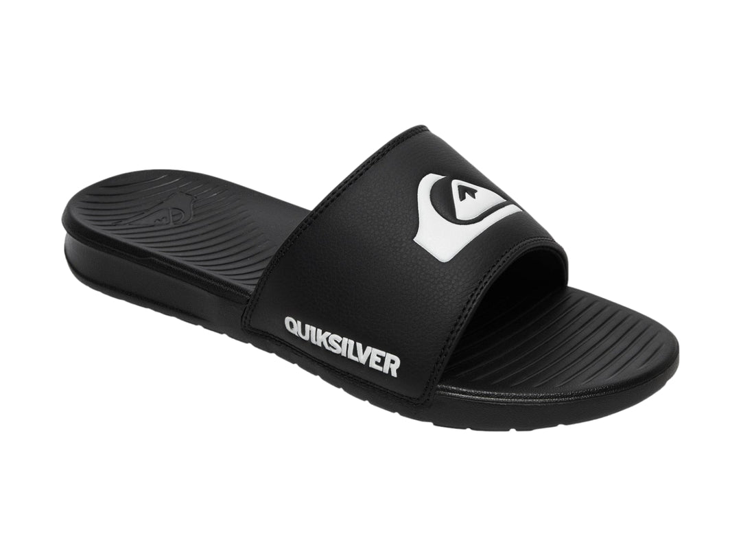 Sandalia tipo slide de color negro con logotipo de Quiksilver en blanco.