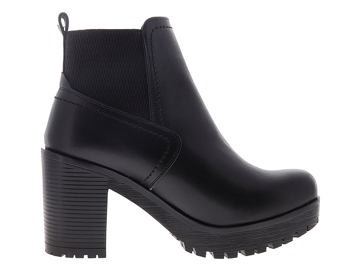 Botines negros para mujer con tacón grueso y suela de plataforma.