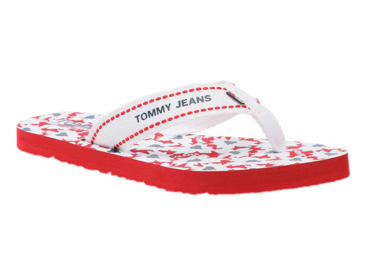 Sandalias planas Tommy Hilfiger en color rojo y blanco con correa de tela blanca y texto Tommy Jeans.