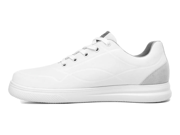 Tenis Flexi Griezmann para Hombre en color blanco con detalle gris en el talón.