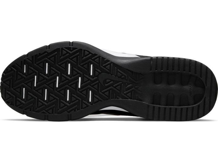 Tenis Nike Air Max Alpha Trainer 4 para hombre en color negro con suela blanca.