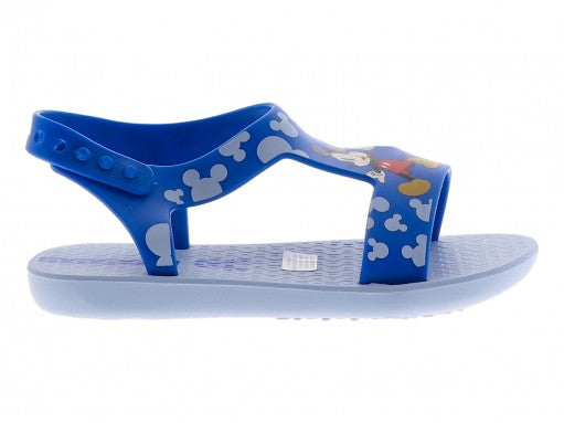 Sandalia azul de Ipanema para niño con diseño de Mickey Mouse y correa ajustable.