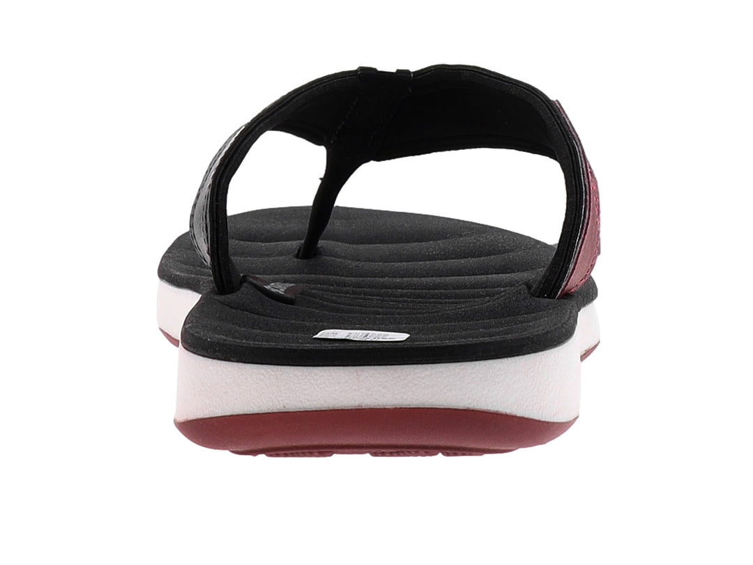Sandalia Cartago para hombre en colores negro, blanco y bordo con suela acolchada.