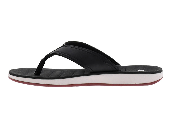 Sandalia Cartago para hombre en colores negro, blanco y bordo con suela acolchada.