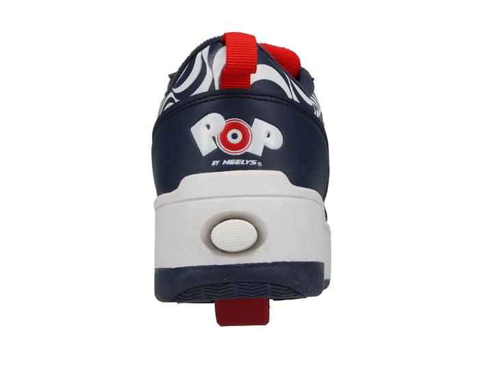 Tenis Heelys color azul marino con detalles en blanco y rojo, diseño gráfico lateral y suela blanca gruesa.