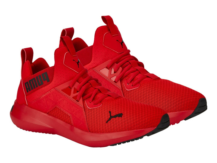 Tenis deportivos PUMA color rojo con detalles en negro, diseño moderno en malla.