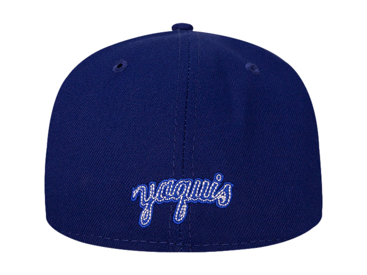 Gorra de béisbol New Era color azul oscuro con logotipo blanco bordado al frente.