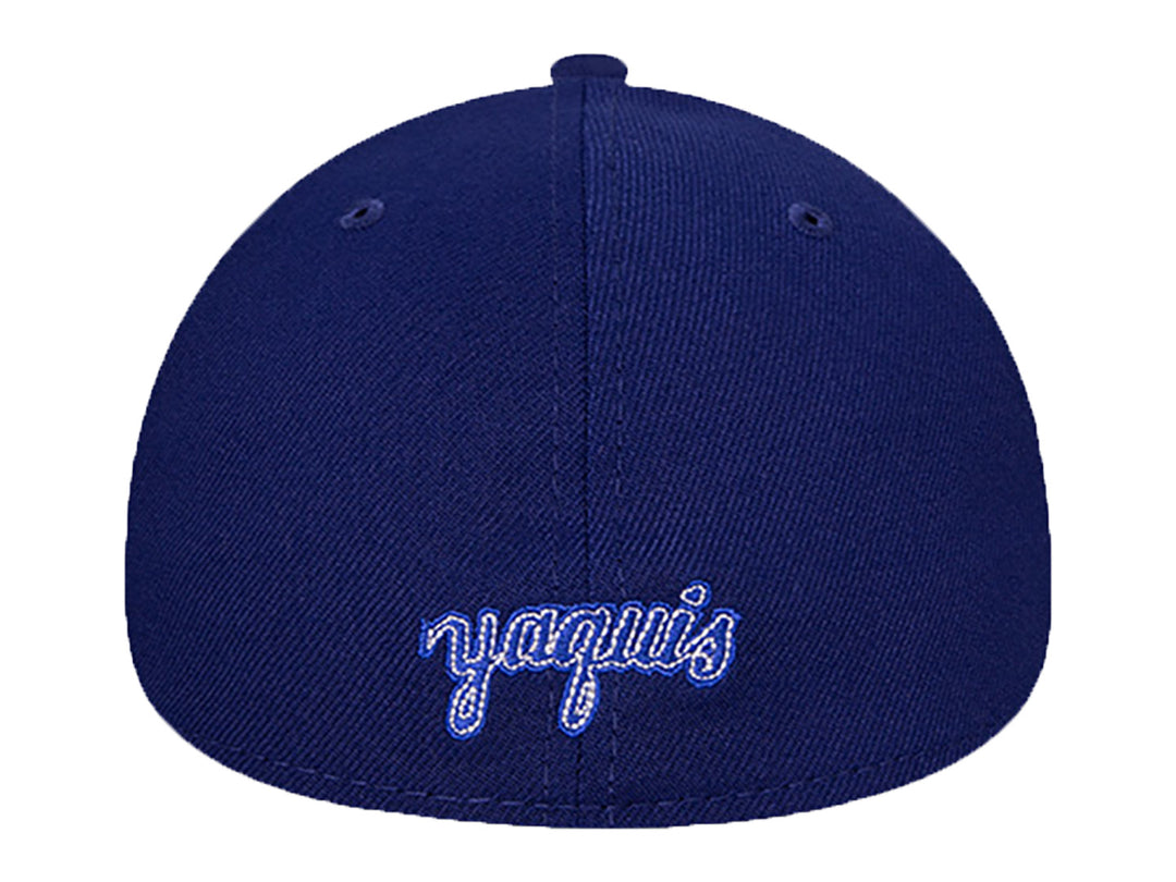 Gorra de béisbol New Era color azul oscuro con logotipo bordado en blanco en el frente.