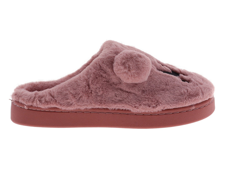 Pantufla rosa de textura peluda con pompones decorativos.