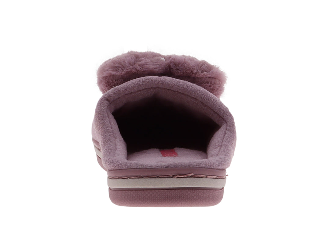 Pantufla morada de textura suave con detalle de peluche, moño y perlas decorativas.