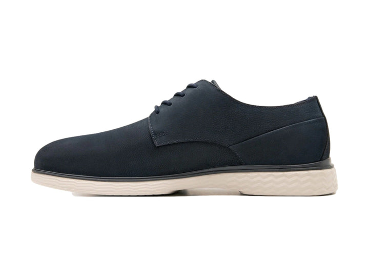Zapato casual Flexi color azul titanium con suela blanca y agujetas.