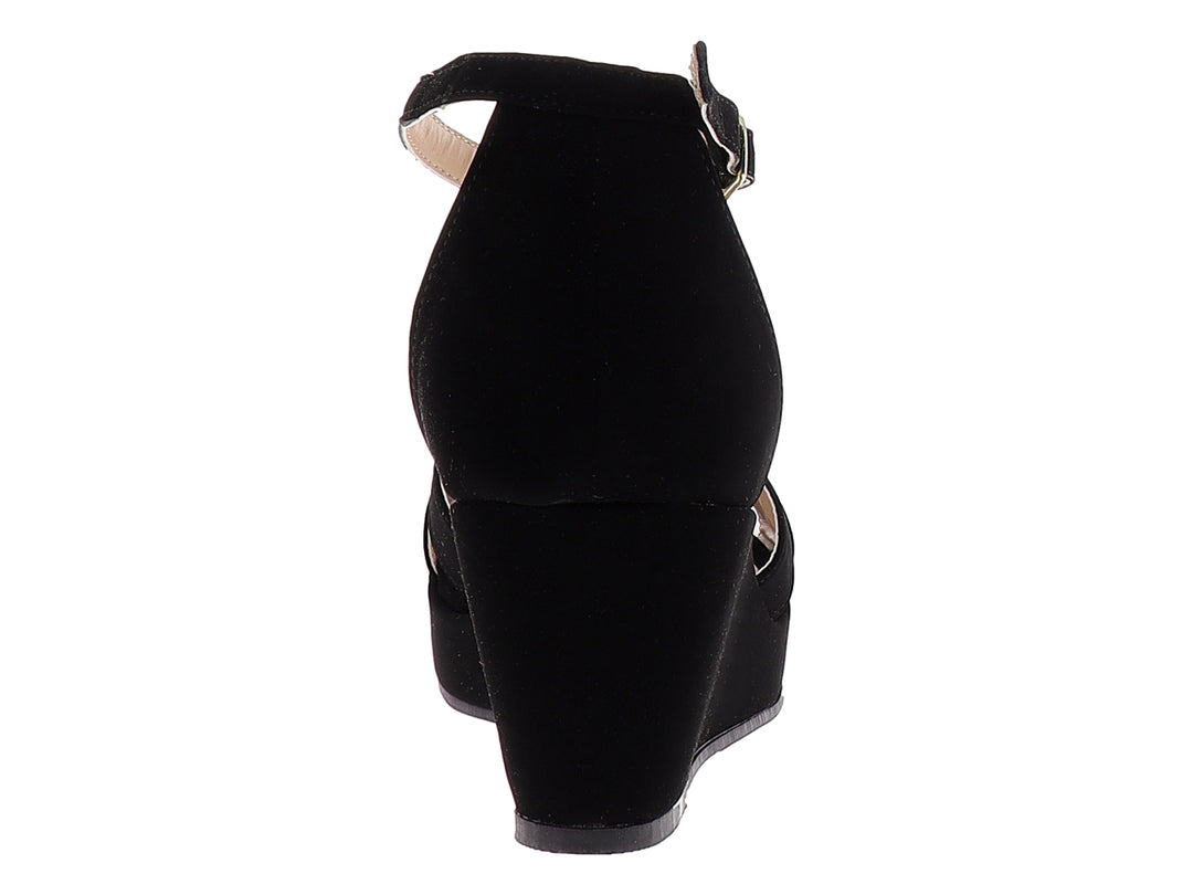 Sandalia de plataforma color negro con tiras cruzadas y correa ajustable al tobillo para mujer.