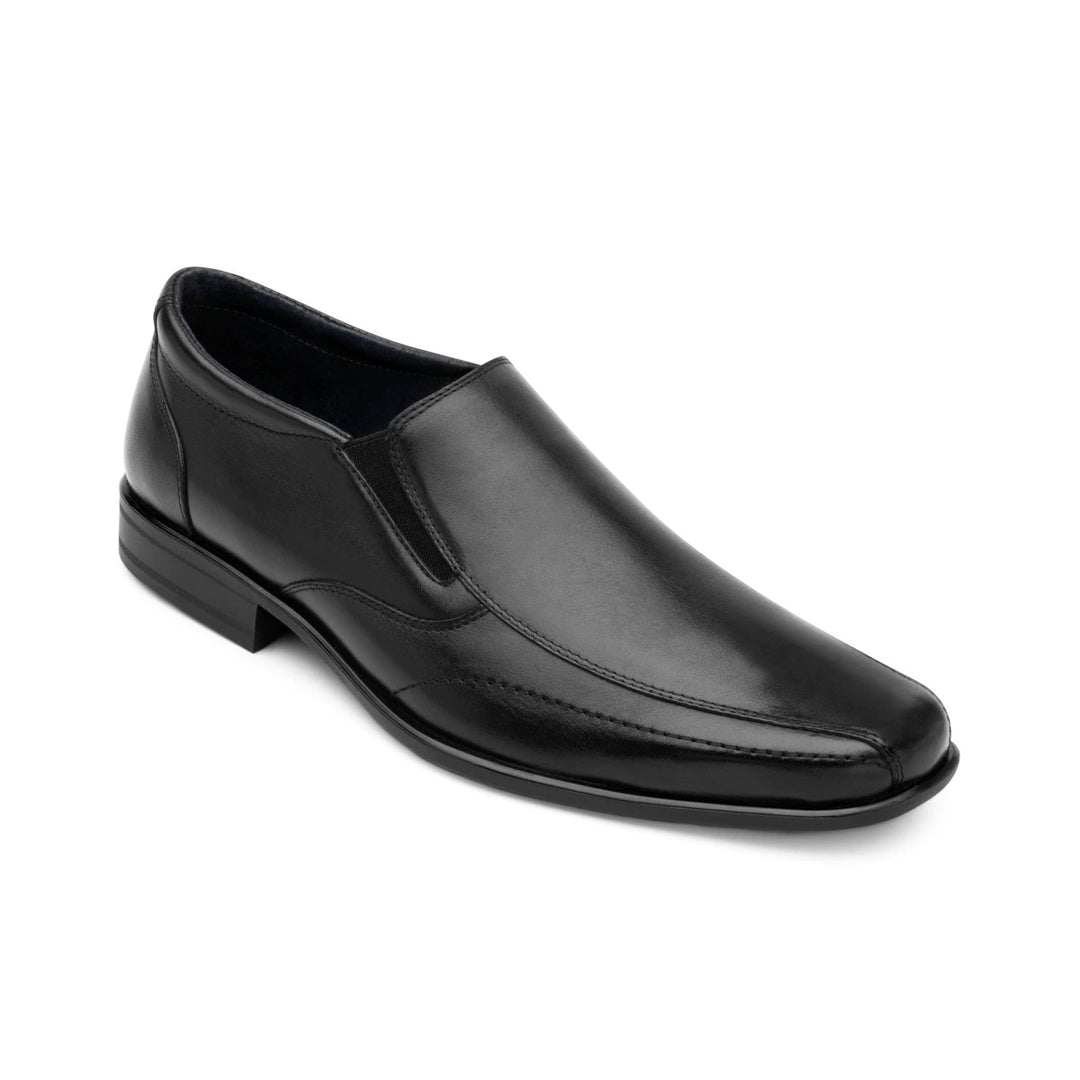 Zapato mocasín Flexi para hombre en color negro, de cuero liso y estilo elegante.