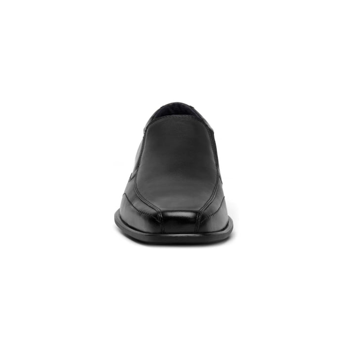 Zapato mocasín Flexi para hombre en color negro, de cuero liso y estilo elegante.