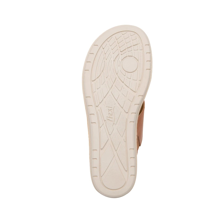 Sandalia café de cuero para mujer con detalle circular dorado y suela de estilo espadrille.