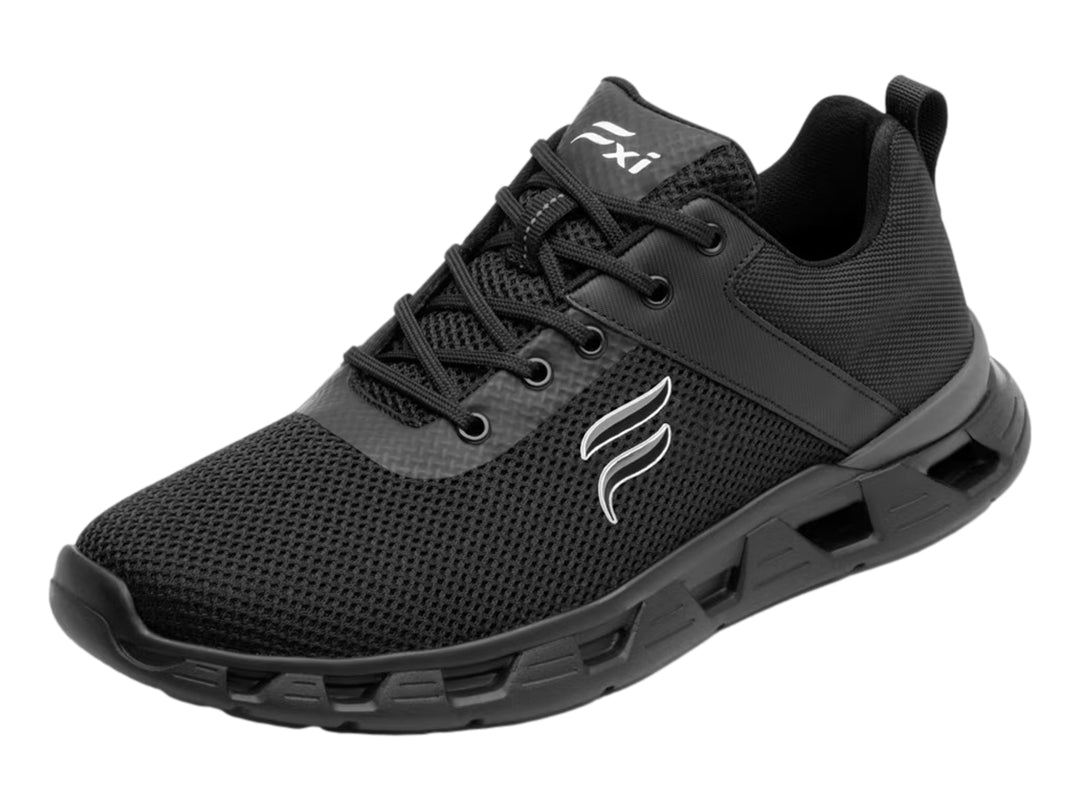 Tenis deportivos color negro con suela gruesa y tejido de malla transpirable.