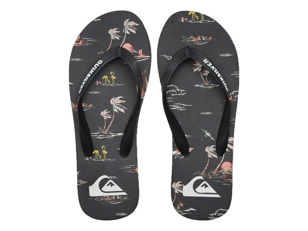 Sandalias negras Quiksilver con una línea naranja en la suela y estampado en la plantilla.