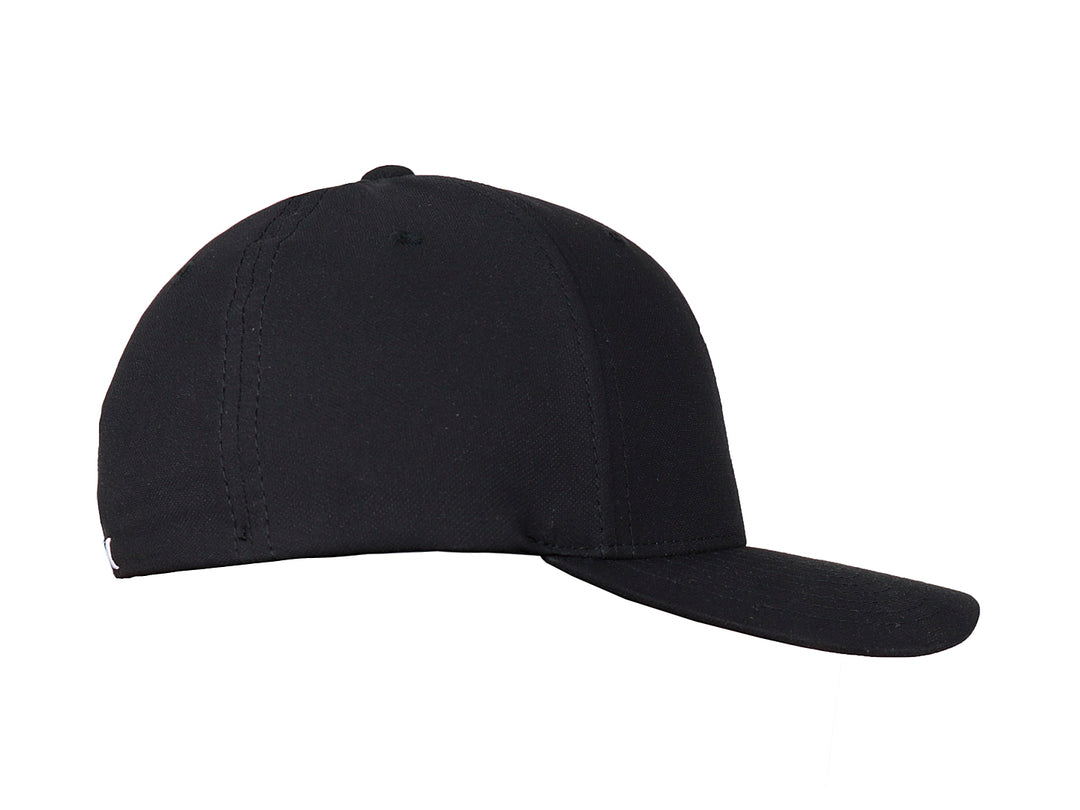 Gorra negra Hurley con logotipo blanco en el frente y visera curva.