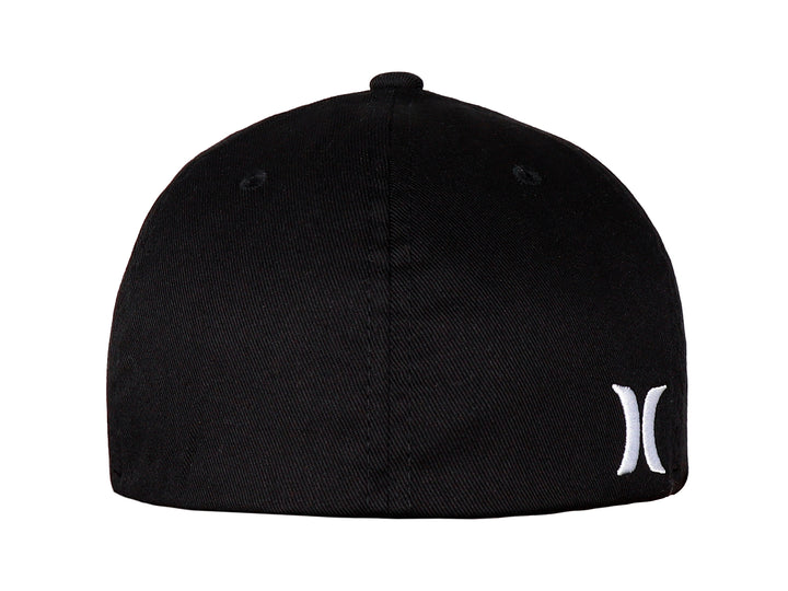 Gorra negra de la marca Hurley con logotipo blanco en el frente y visera curva.