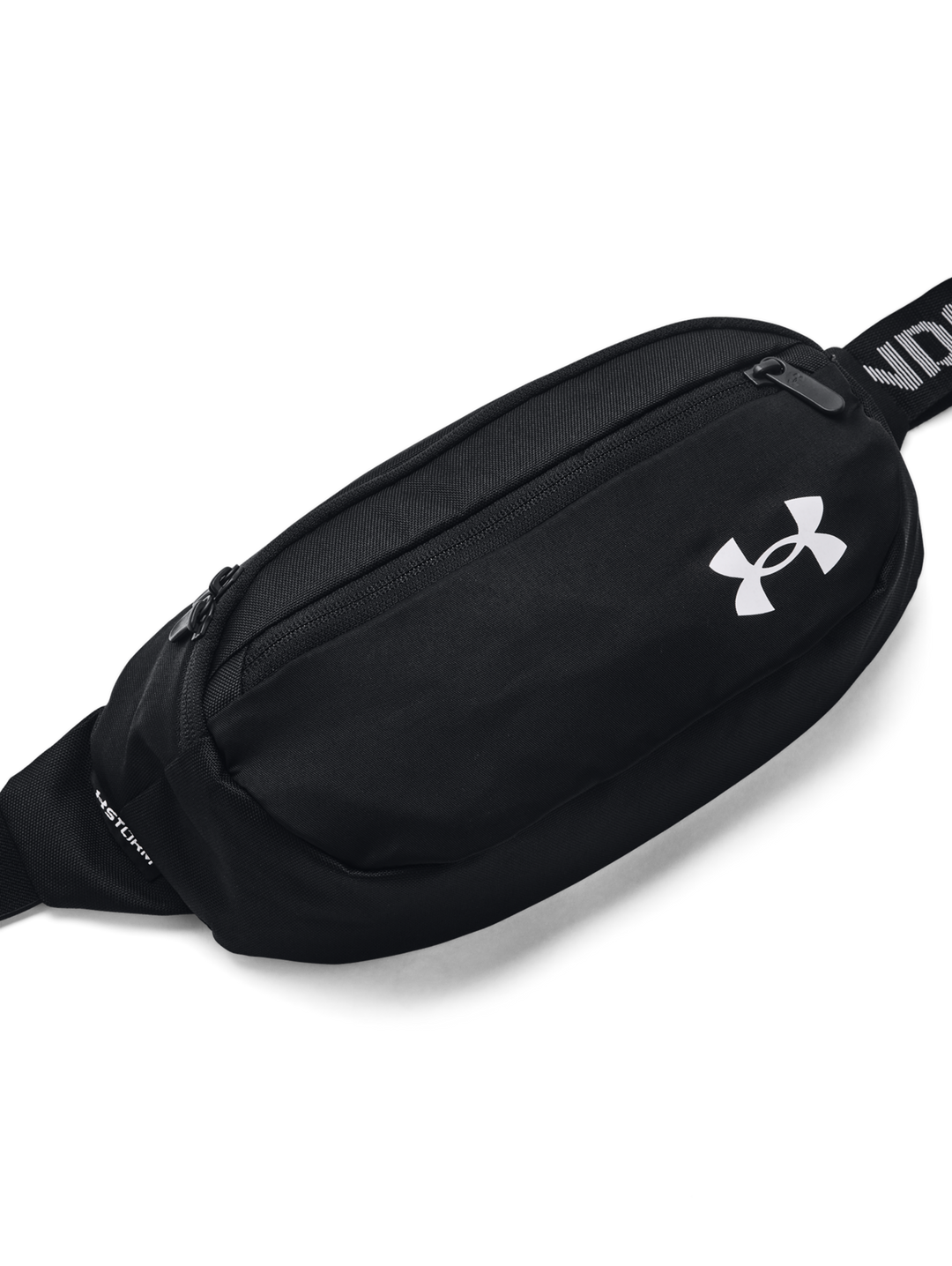 Riñonera deportiva Under Armour en color negro con logotipo blanco frontal y correa ajustable.