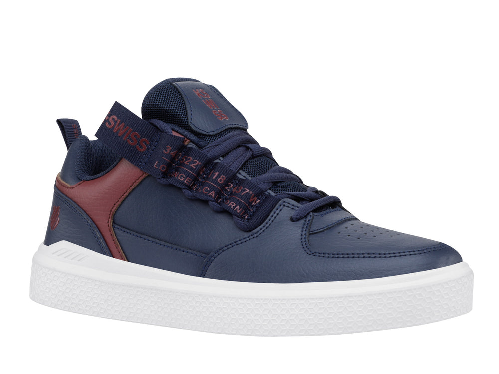 Tenis K-Swiss Roof color azul marino con detalles en vino y suela blanca.