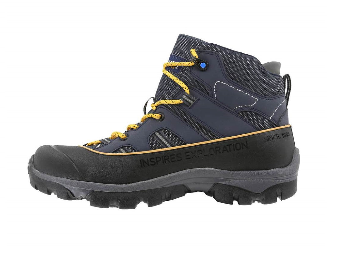Botas Discovery color marino con suela negra y agujetas amarillas para hombre.