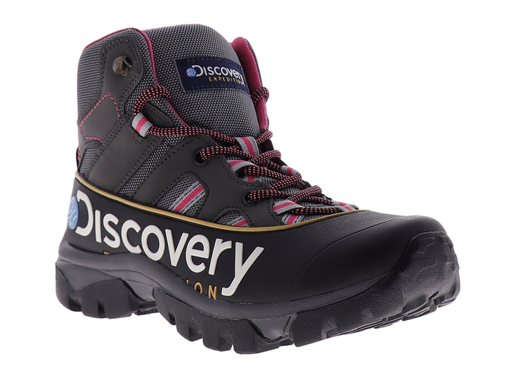 Bota de excursionismo Discovery en color gris y negro con detalles en rosa y suela resistente.