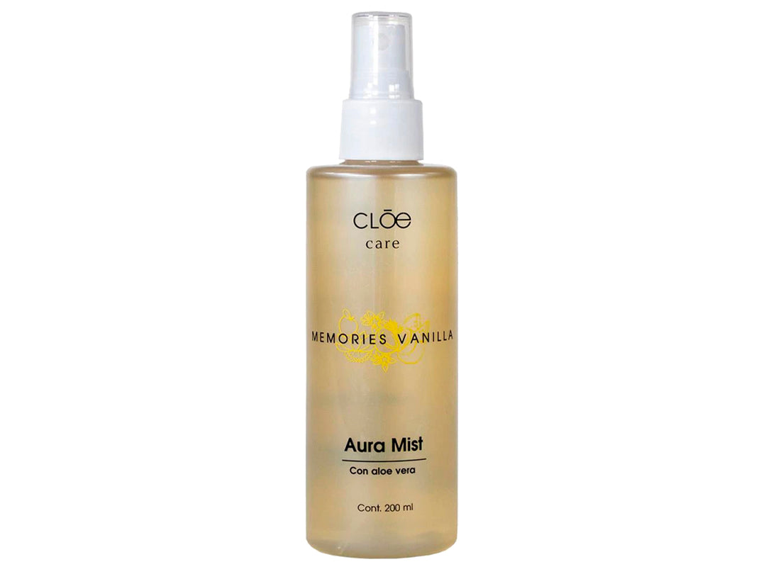Botella cilíndrica transparente de Aura Mist Memories Vanilla de CLOE con atomizador blanco y contenido amarillo claro.