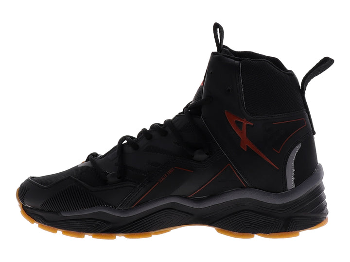 Tenis de baloncesto PONTIAC AXL color negro con suela y detalles en naranja.