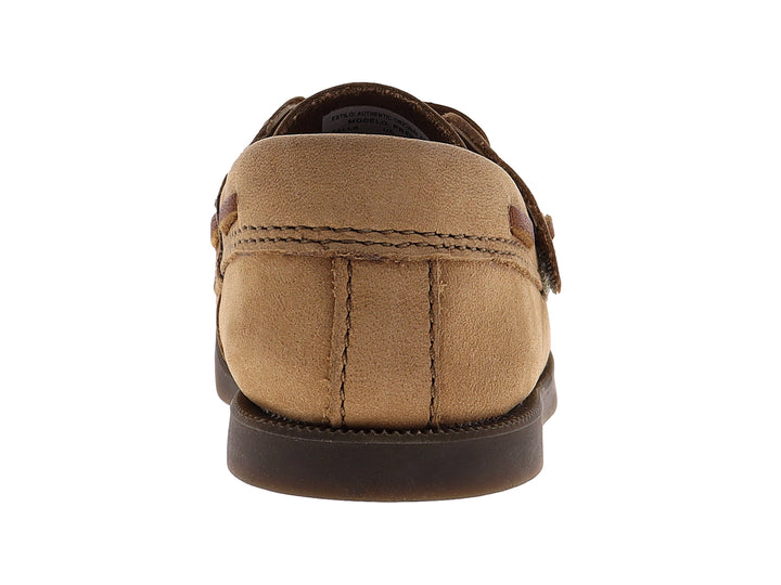Zapato tipo mocasín para bebé de color café Sahara con cordones y suela marrón.