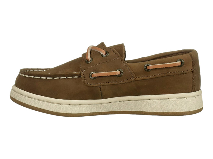 Zapato náutico infantil de color marrón con suela blanca y cordones en tono beige.