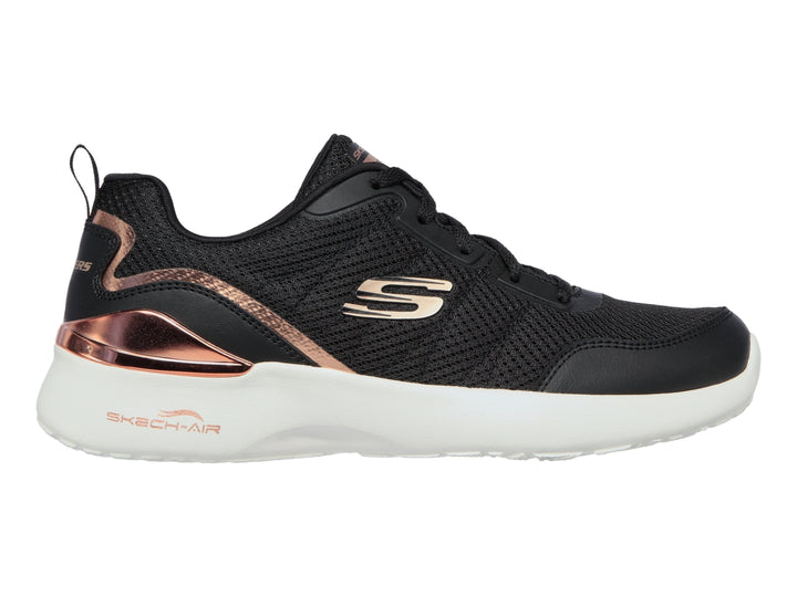 Tenis deportivos Skechers para mujer en color negro con detalles en oro y suela blanca.