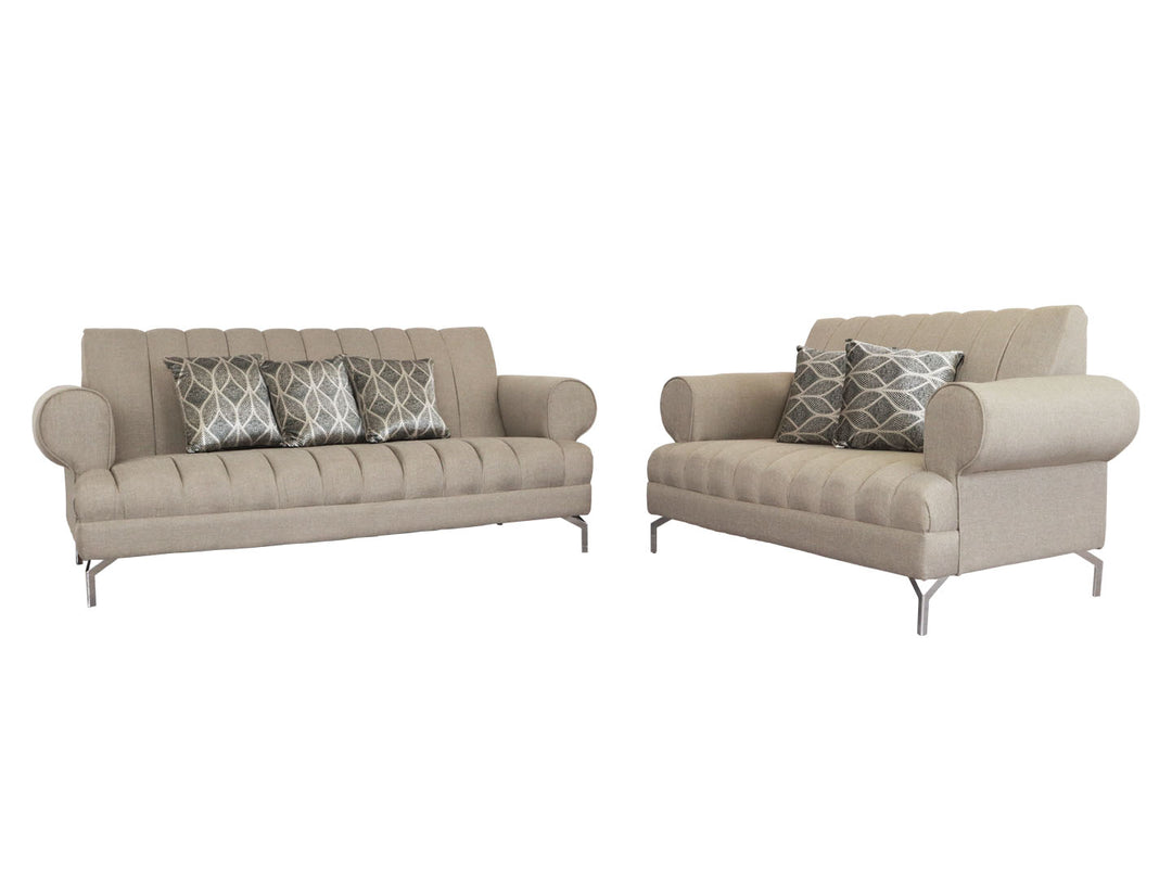 Conjunto de sala modelo Malta Louis en color granito con sofá, loveseat y cojines decorativos.