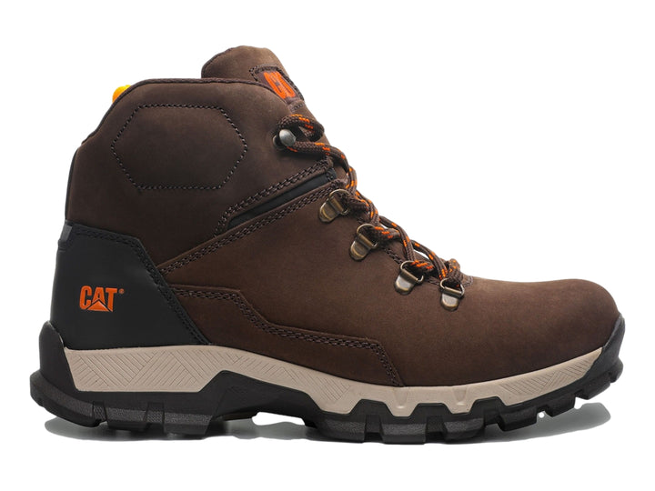 Bota Caterpillar marrón con suela beige y negra, diseño robusto y resistente.