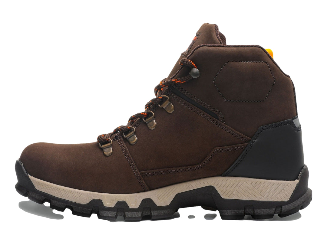 Bota Caterpillar marrón con suela beige y negra, diseño robusto y resistente.