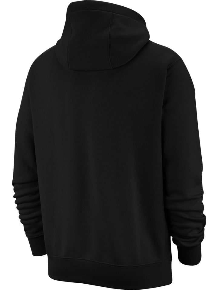 Hombre vistiendo una sudadera Nike de color negro con capucha y logotipo blanco en el pecho.