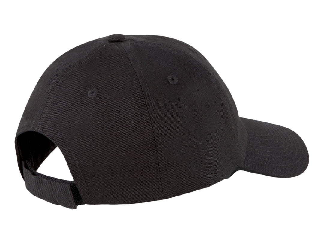 Gorra PUMA color negro con logotipo bordado en dorado en la parte frontal.