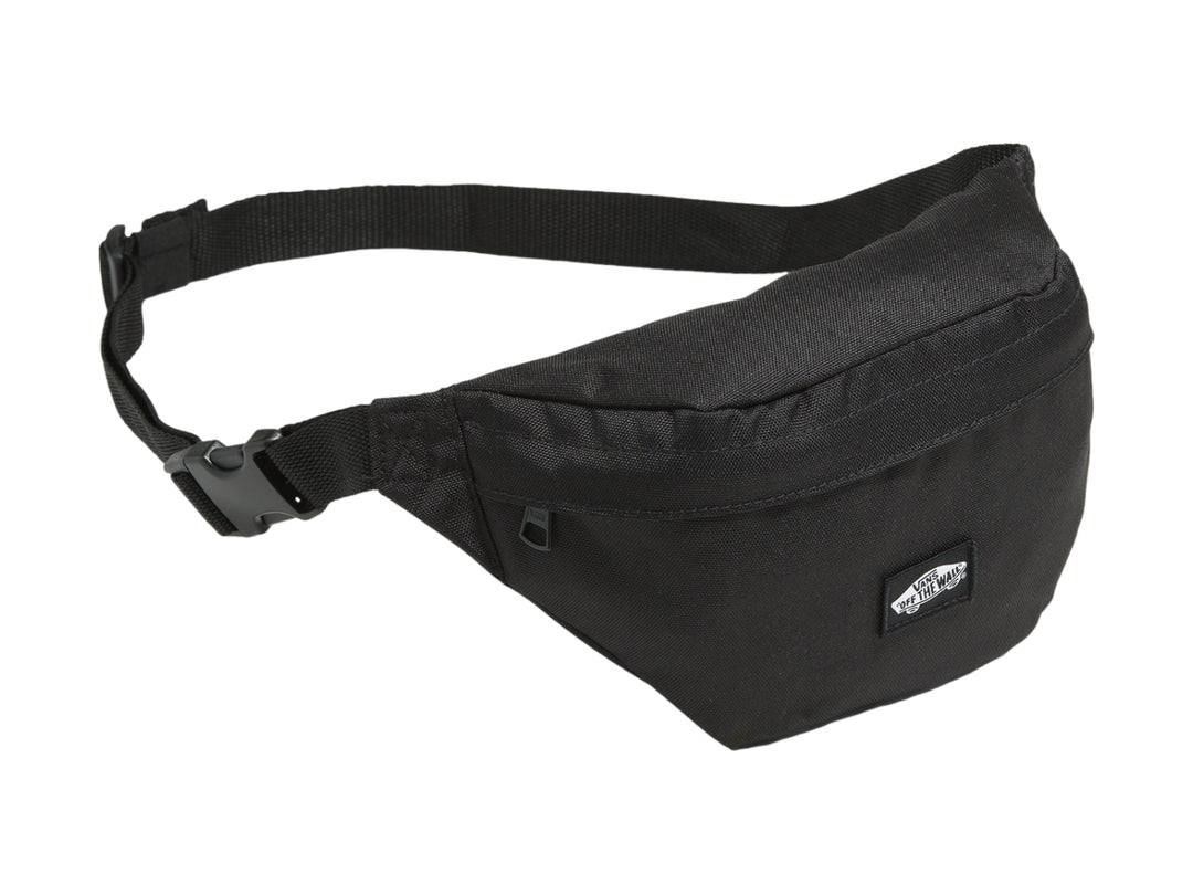 Riñonera Vans color negro con correa ajustable y cierre frontal.