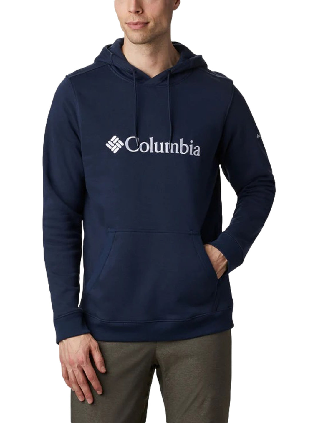 Sudadera con capucha color azul marino de la marca Columbia con logotipo blanco en el pecho y bolsillo frontal.