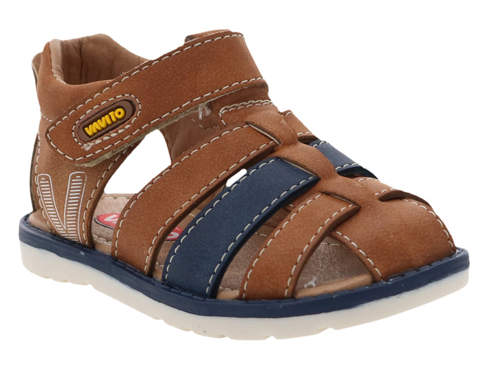 Sandalia para niño marca VAVITO en color camel con detalles en azul y suela blanca.
