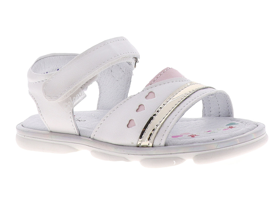 Sandalias blancas para niña con detalles en rosa, corazones calados y tira metálica.