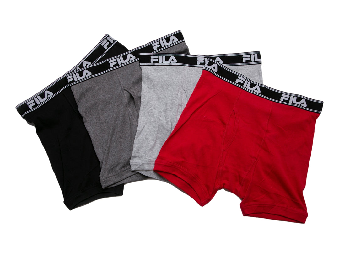 Paquete de cuatro bóxers FILA en colores negro, gris claro, gris oscuro y rojo.