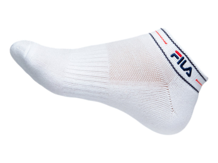 Calcetín deportivo corto de color azul marino con logo FILA y detalles en rojo y blanco en el borde superior.