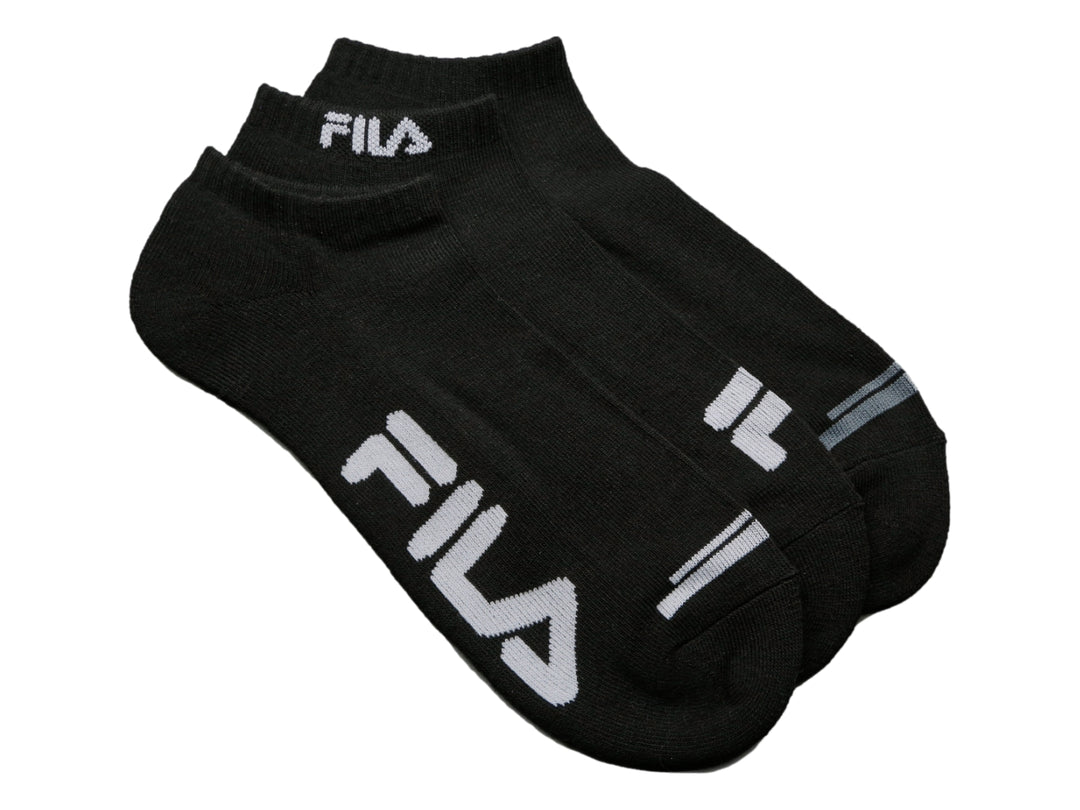 Pack de tres pares de calcetines negros FILA con logotipo grande en color gris.