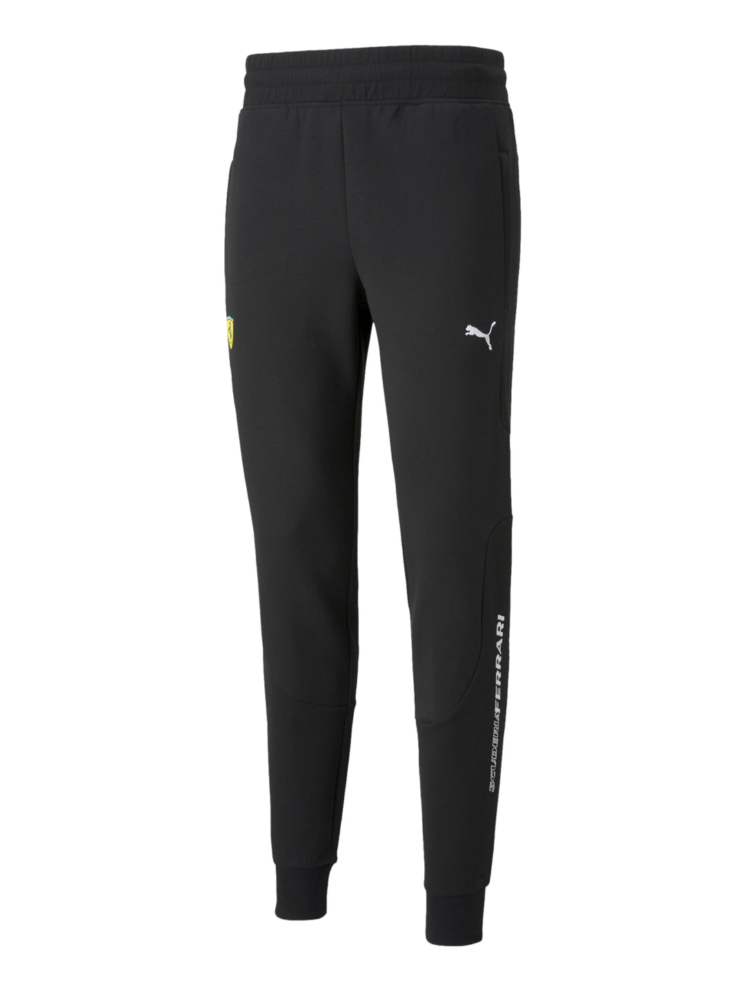 Pantalones deportivos PUMA Ferrari color negro con puños elásticos en los tobillos.