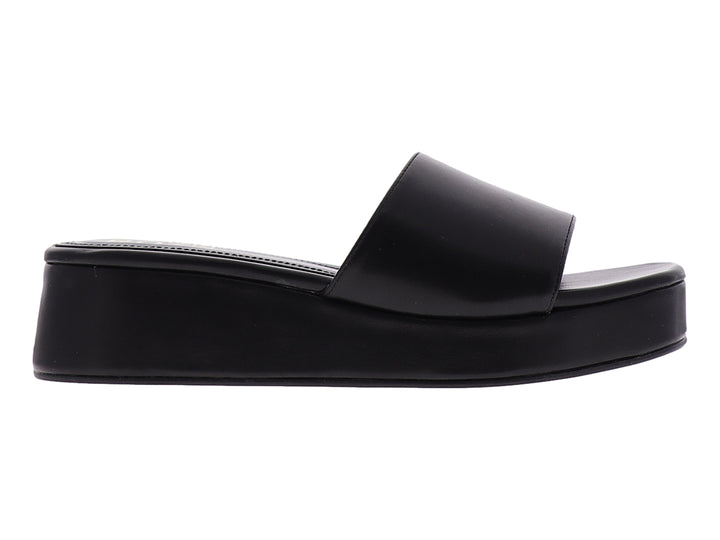 Sandalia de plataforma color negro con diseño minimalista y acabado liso.